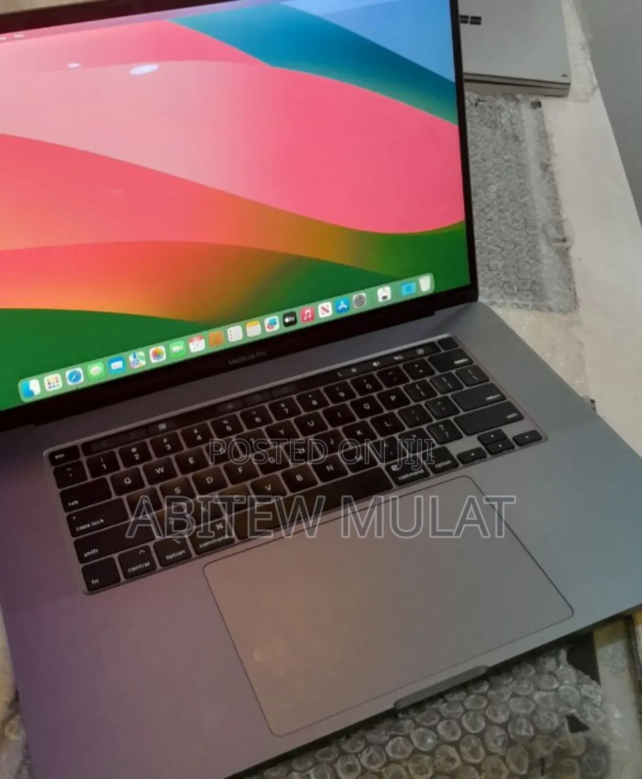 New Laptop Apple MacBook Pro 2019 32GB Intel Core I9 SSD 1T