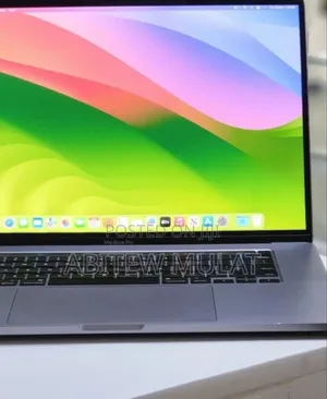New Laptop Apple MacBook Pro 2019 32GB Intel Core I9 SSD 1T