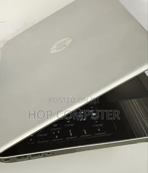 New Laptop HP Pavilion 15 8GB Intel Core I5 SSD 256GB