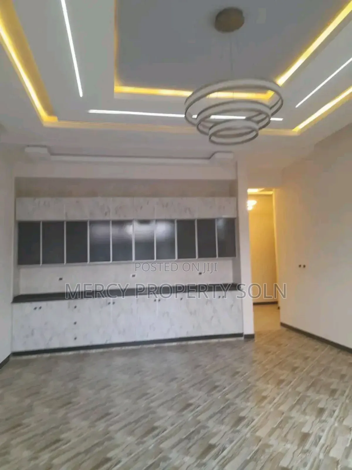 Furnished 6bdrm Villa in Bole for sale
