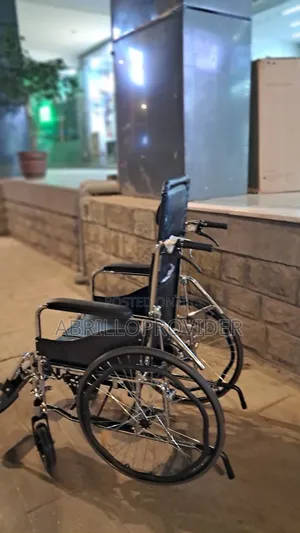 Toilet Wheelchair水手wheelchair廿手wheelchair水手wheelchair 山手wheelchair山手wh
