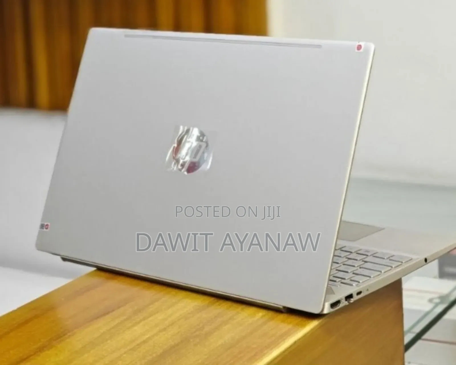 New Laptop HP Pavilion 15 8GB Intel Core i5 SSD 256GB