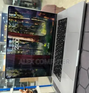 New Laptop Apple MacBook Pro M1 64GB Apple M1 Max SSD 1T