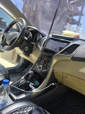 Hyundai Elantra 2015 Brown