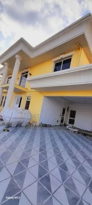 4bdrm House in Ccd Real Esteat, Bole for sale