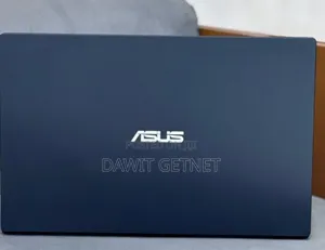 New Laptop Asus 8GB Intel SSD 512GB