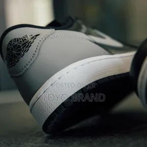 Air Jordan 1 Low Dark Grey