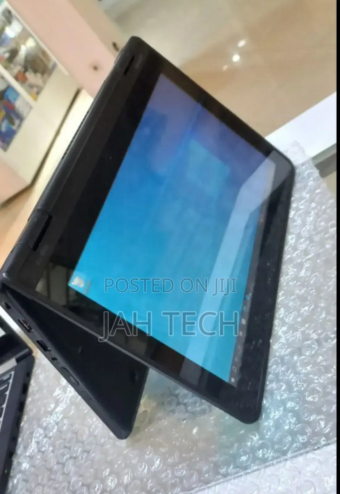 New Laptop Lenovo Yoga 11e 4GB Intel Celeron SSD 128GB