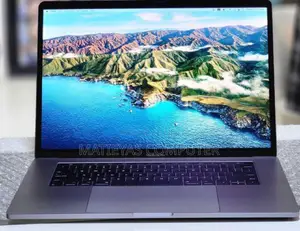 New Laptop Apple MacBook Pro 2017 16GB Intel Core I7 SSD 512GB