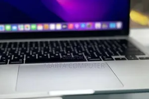 New Laptop Apple MacBook Air 2022 M2 8GB Intel Core I7 SSD 256GB