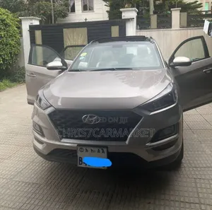 Hyundai Tucson SE FWD 2020 Gold