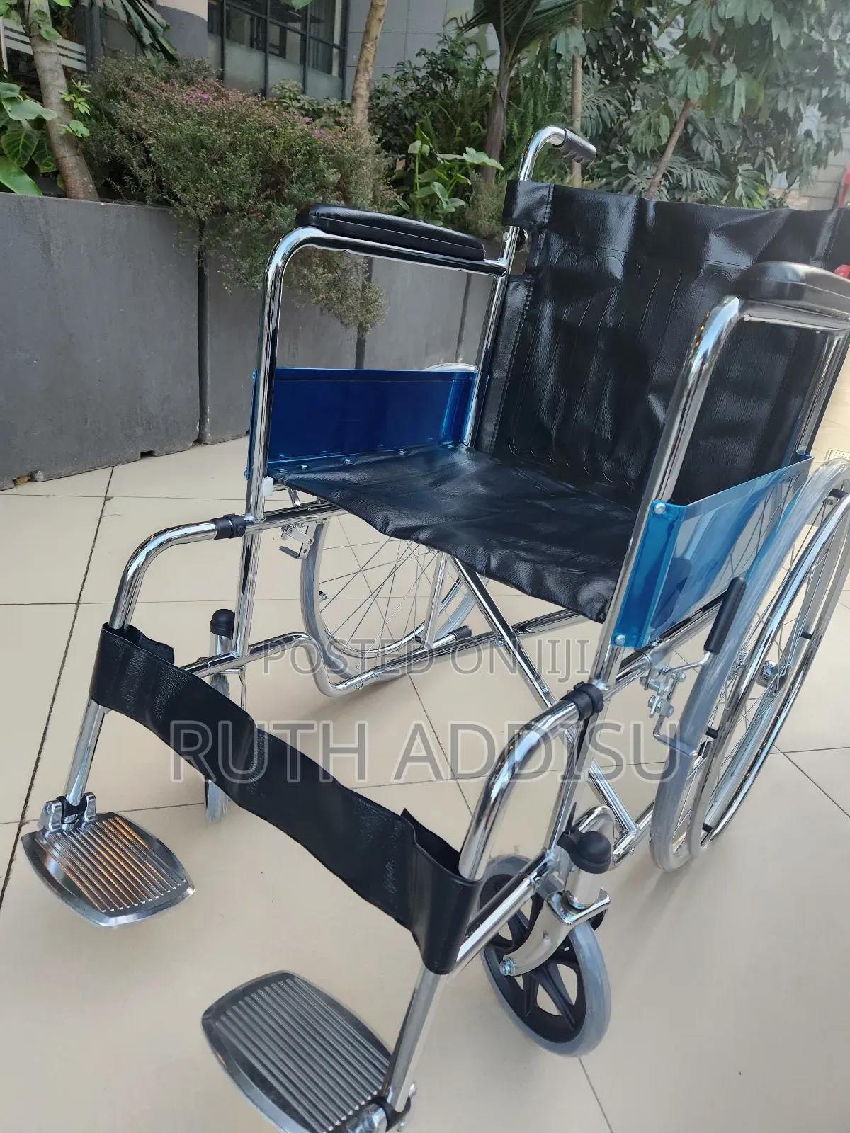 Foldable Calf Support Wheelchair弼不wheelchair延平wheelchair兩宇wheelchair