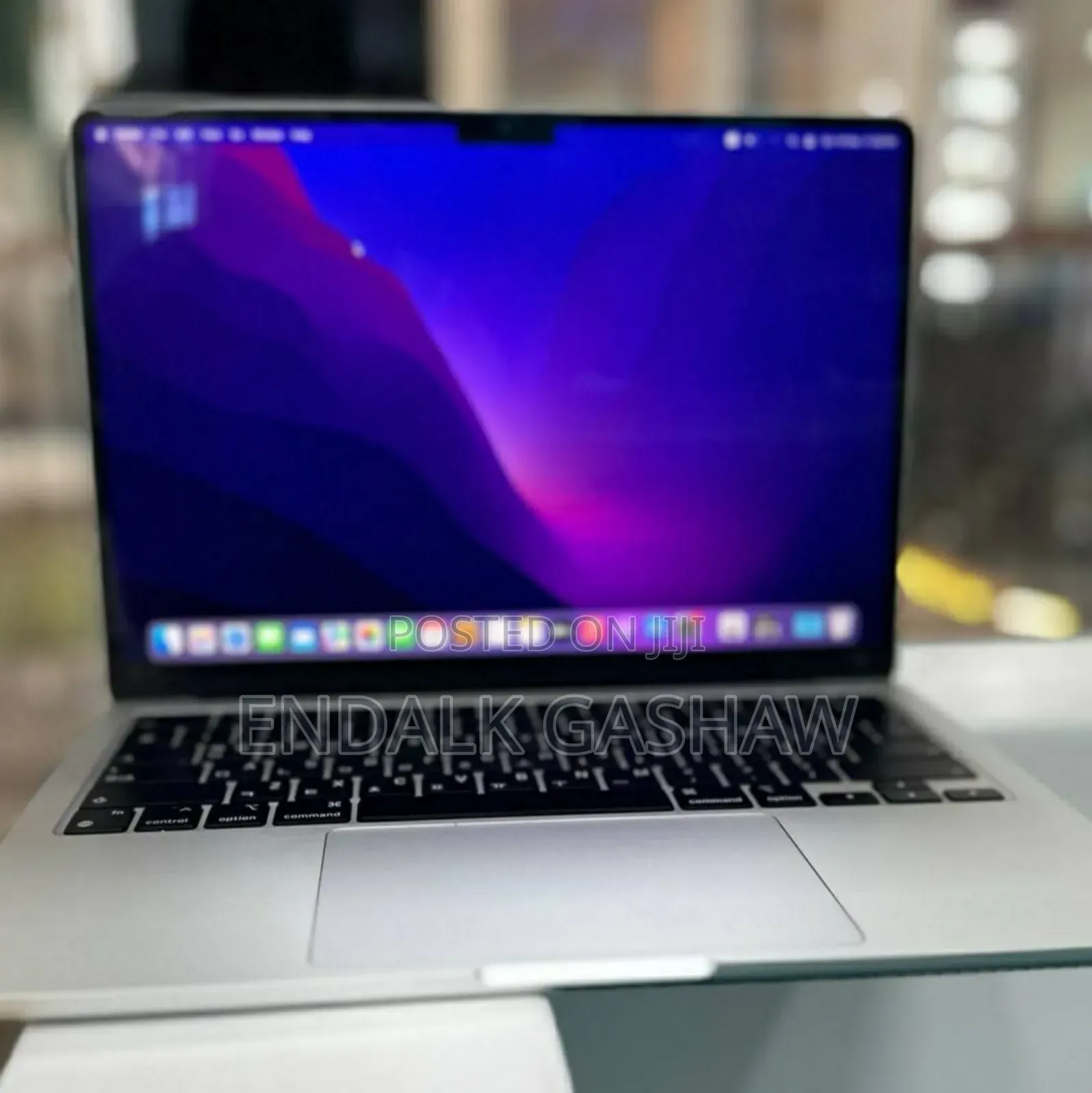 New Laptop Apple MacBook Air 2022 M2 8GB Apple M2 SSD 256GB
