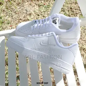Nike Air Force 1 Universal Full White