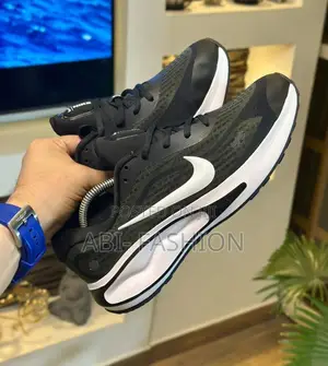 Nike Pegasus 26 Sneakers