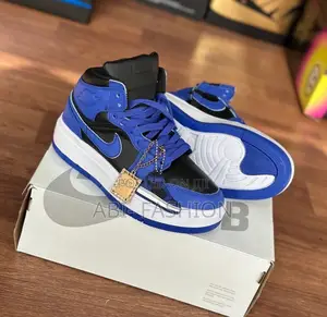 Nike Air Jordan 1 Hyper Royal Double