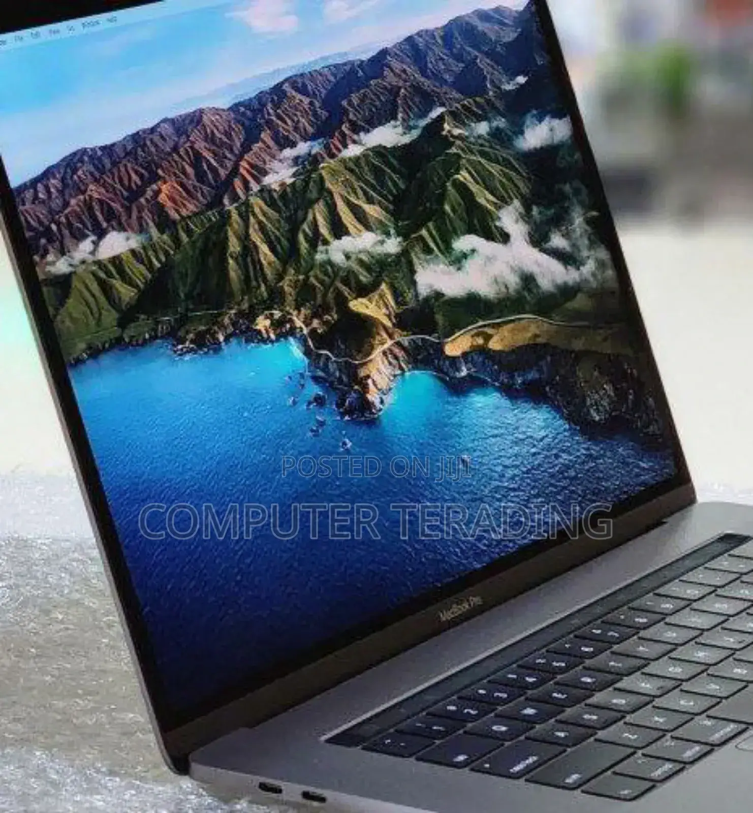 New Laptop Apple MacBook Pro 2017 16GB Intel Core I7 SSD 512GB