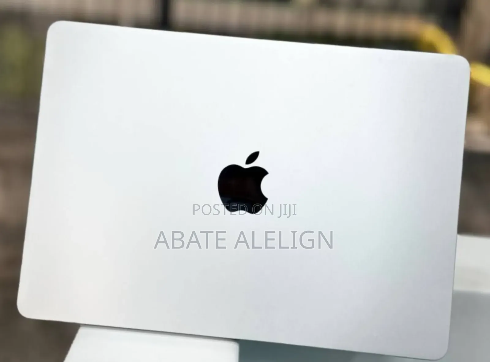 New Laptop Apple MacBook Air 2022 M2 8GB Intel Core I5 SSD 256GB