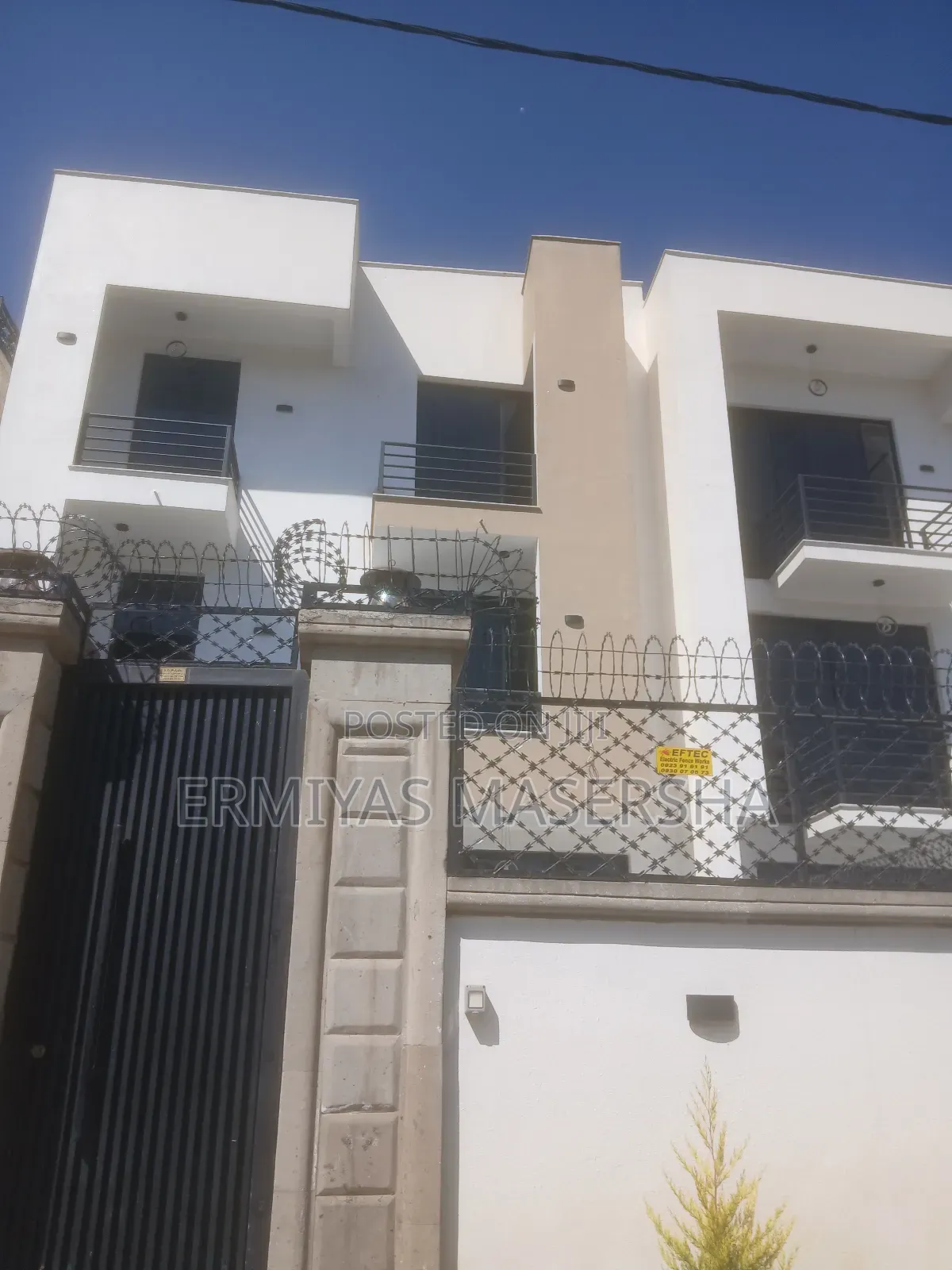 Furnished 8bdrm House in Yeka for sale