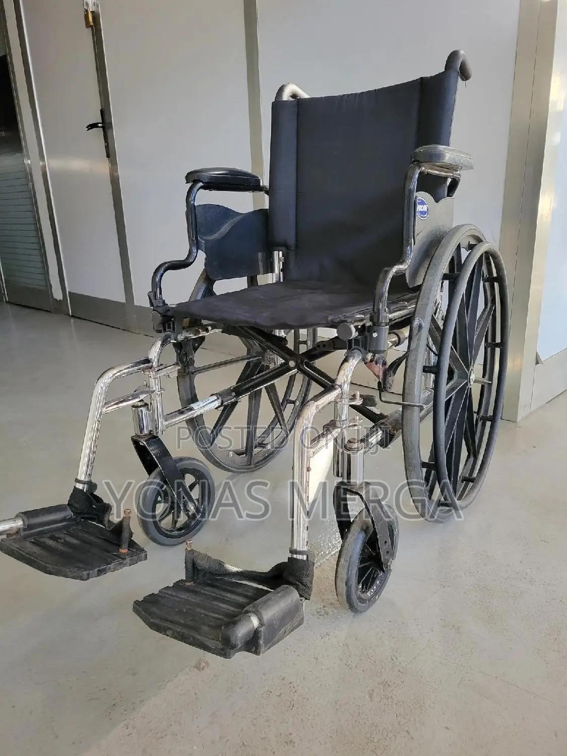 Usa Wheelchair弱暴used Wheelchair救官easy to Use, Safe Comfortable