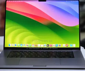 New Laptop Apple MacBook Pro 2021 M1 32GB Apple M1 Max SSD 512GB