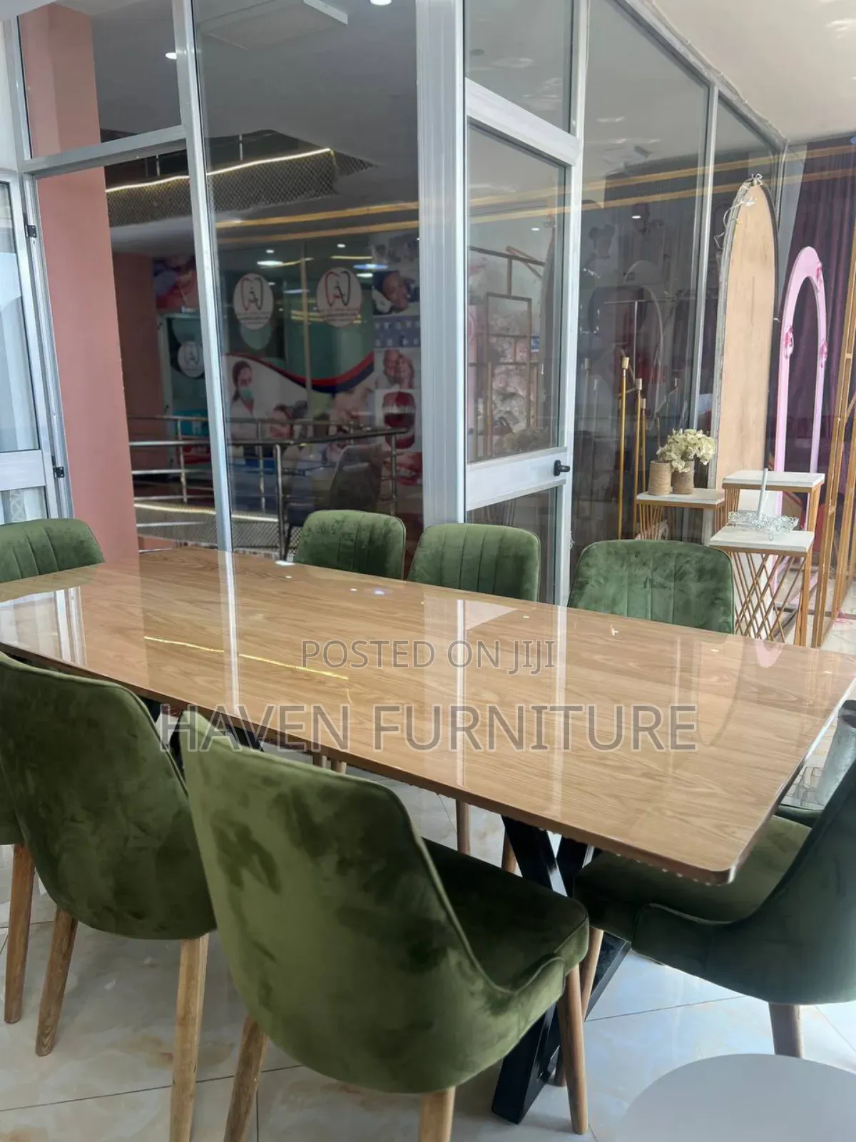 Modern One Dining