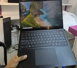 New Laptop Microsoft Surface Laptop 7 16GB Intel Core i7 SSD 256GB
