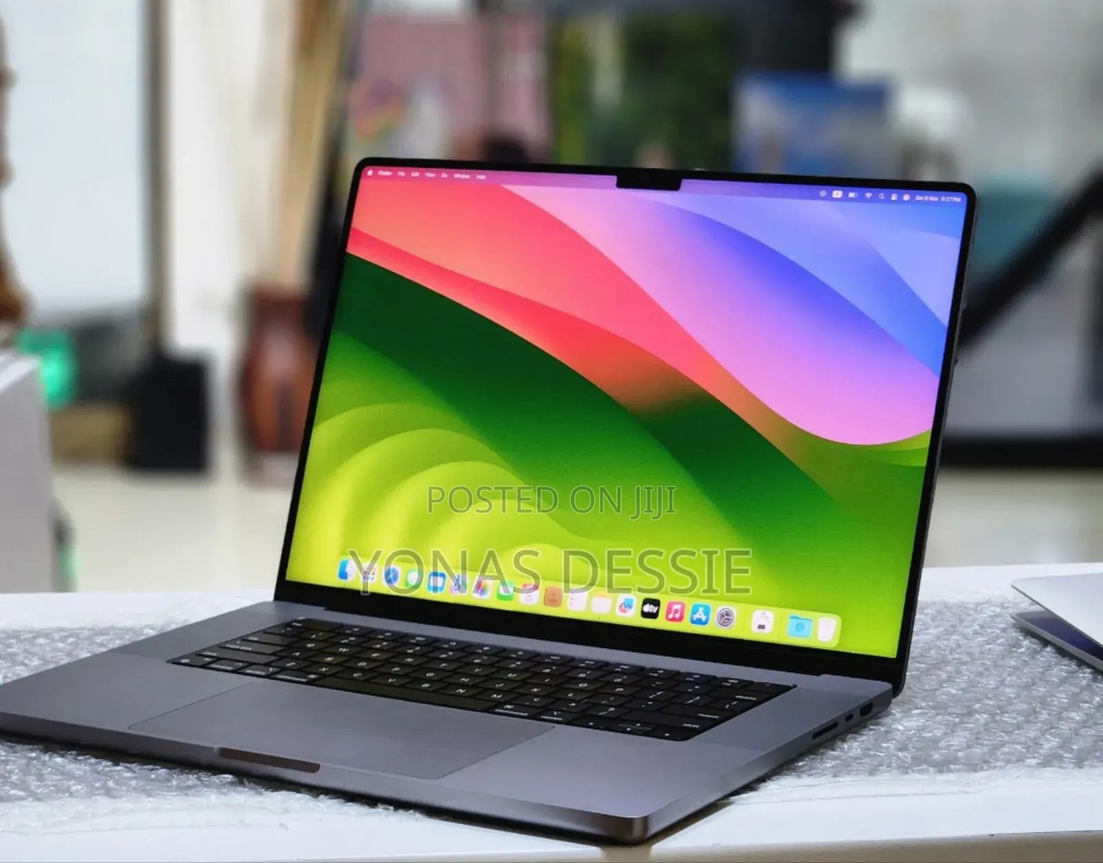 New Laptop Apple MacBook Pro M1 32GB SSD 512GB