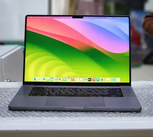 New Laptop Apple MacBook Pro M1 32GB SSD 512GB