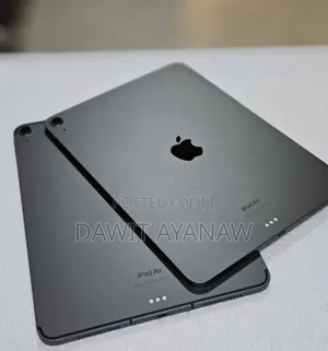 New Apple iPad Air 64 GB Silver