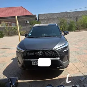 Toyota Corolla Cross Hybrid 2023 Teal