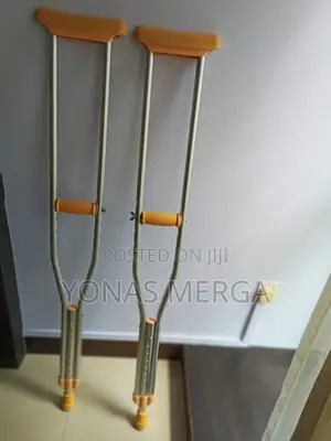 Axilla Underarm Crutches耶皿crutches Underarm (Axilla) Adult/Medium