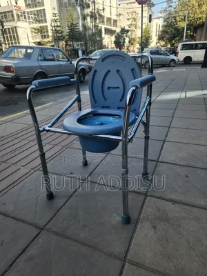 Toilet Chair三年commode Chair腕帶foldable Stainless Commode Chair Medical