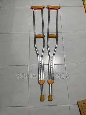 Aluminum Axillary Crutches螫恤crutches Provide Traction Protect Floors