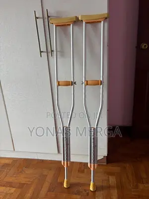 Axillary Crutches屺衍crutches恕如 Use
Mobility Support
Weight
Upto150 Kg
