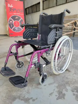 Folding Wheelchair師义used European Wheelchair斷蛋wheelchair//Wheelchair