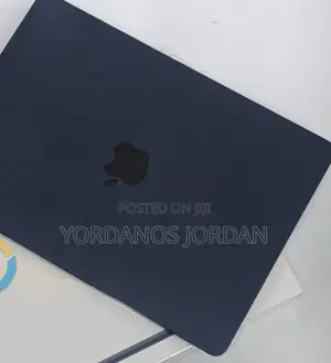 New Laptop Apple MacBook Air 2023 M2 8GB Apple M2 SSD 512GB