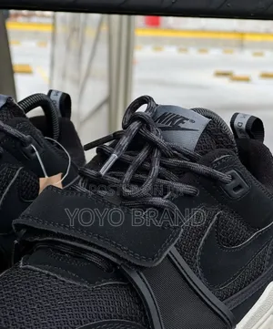 Nike Shark Travis Scott Black White
