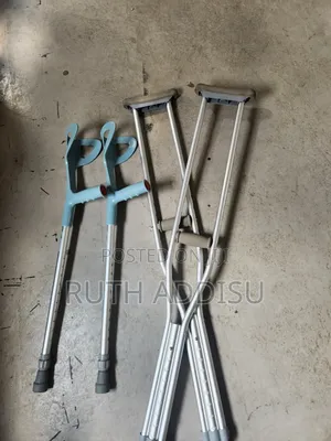 Axillary and Elbow Crutches Both in Pair肺部crutches蝨弓crutches堥了crutches