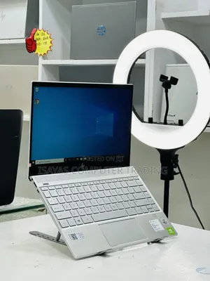 New Laptop HP Envy 14 8GB Intel Core I5 SSD 1T