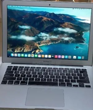 New Laptop Apple MacBook Pro M1 4GB Intel Core I5 SSD 256GB
