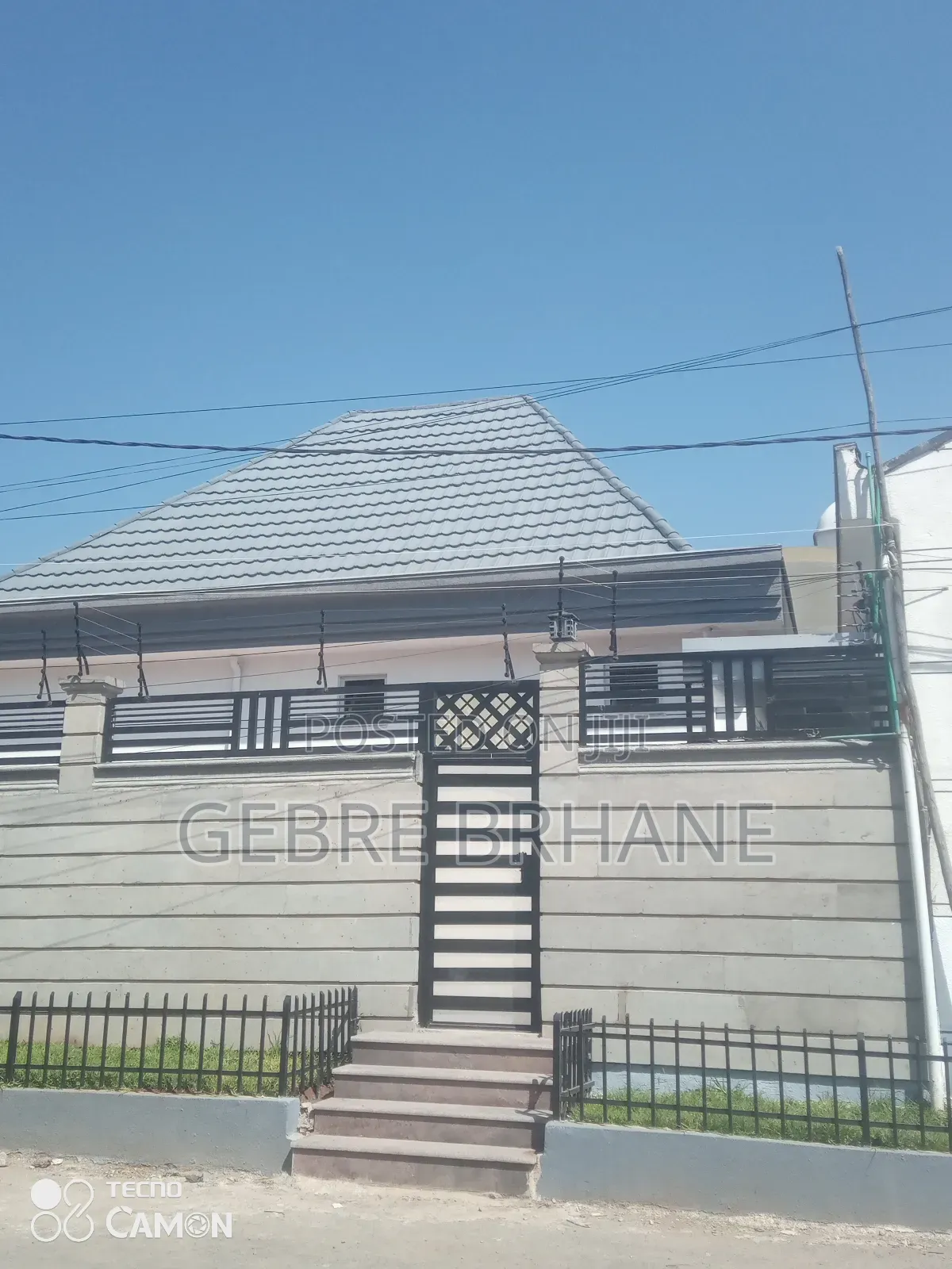 3bdrm Villa in Vila, Yeka for rent