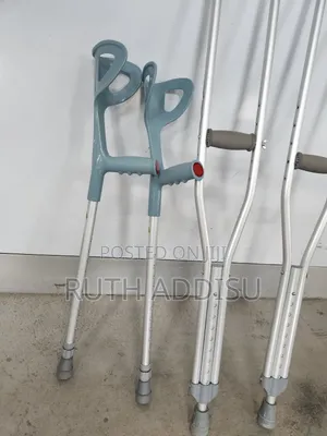 Elbow Crutches協希elbow Crutches𡯁我crutches軍事crutches Elbow壹片crutches