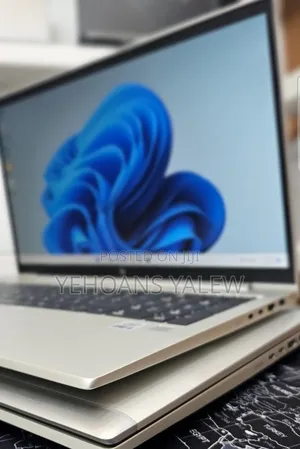 New Laptop HP EliteBook 840 G7 16GB Intel Core I5 SSD 512GB