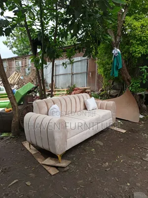 Work One Sofa