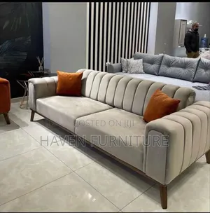 Play in Sofa 1