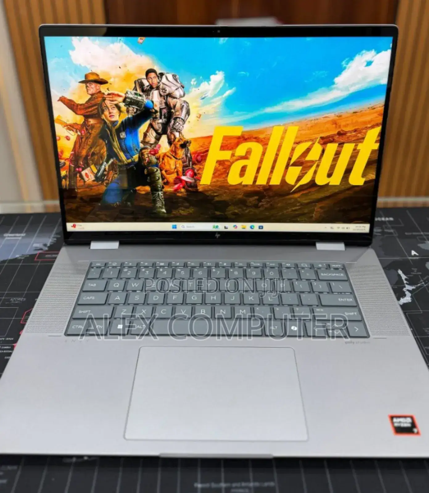 New Laptop HP Envy X360 16GB AMD Ryzen 7 SSD 512GB