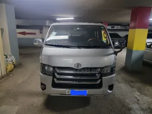 Toyota HiAce 2007 Silver