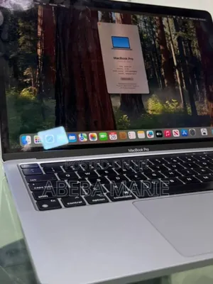 New Laptop Apple MacBook Pro M1 8GB Apple M1 SSD 256GB