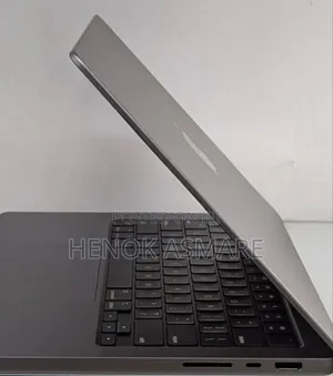 New Laptop Apple MacBook Pro 16GB Apple M1 SSD 512GB